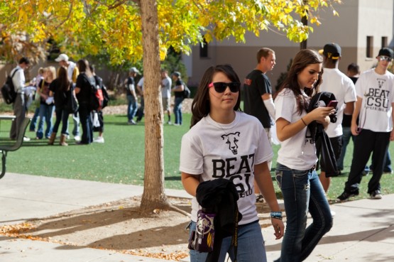 Students get ready for the march