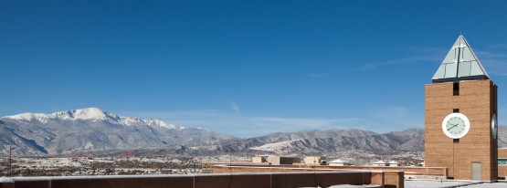 IMG_3972 Pikes Peak from El Pomar Center roof Pikes Peak from El Pomar Center roof