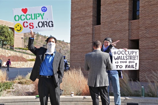 Protesters from OWS set up on campus
