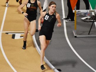 Skylyn Webb competes in the 800-meter run