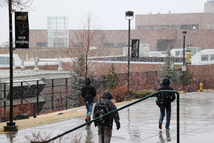 Students walking to class March 13, 2019