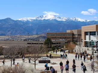 Students return to campus after Spring Break