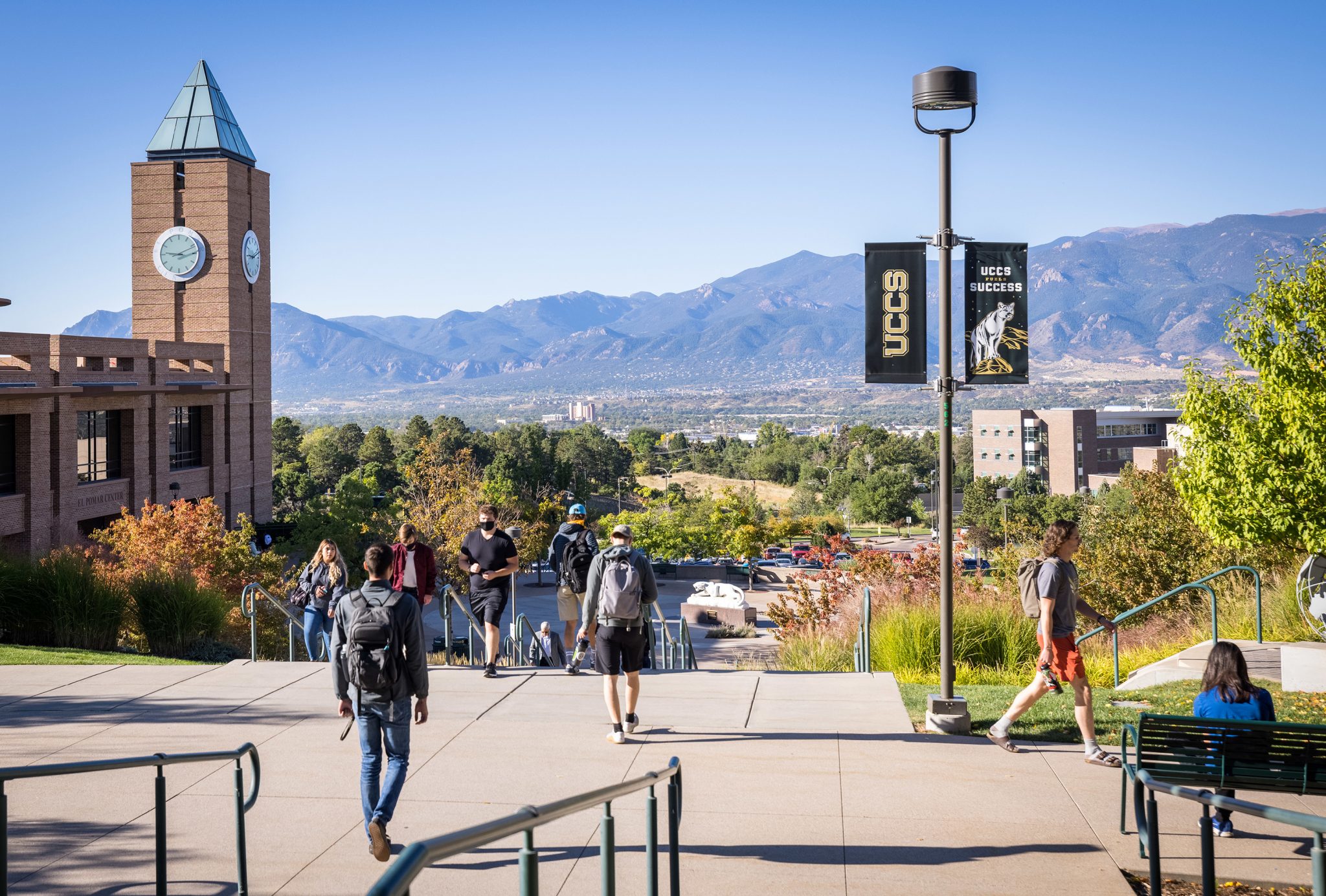 More than 2,100 students earn President’s and Dean’s honors for spring